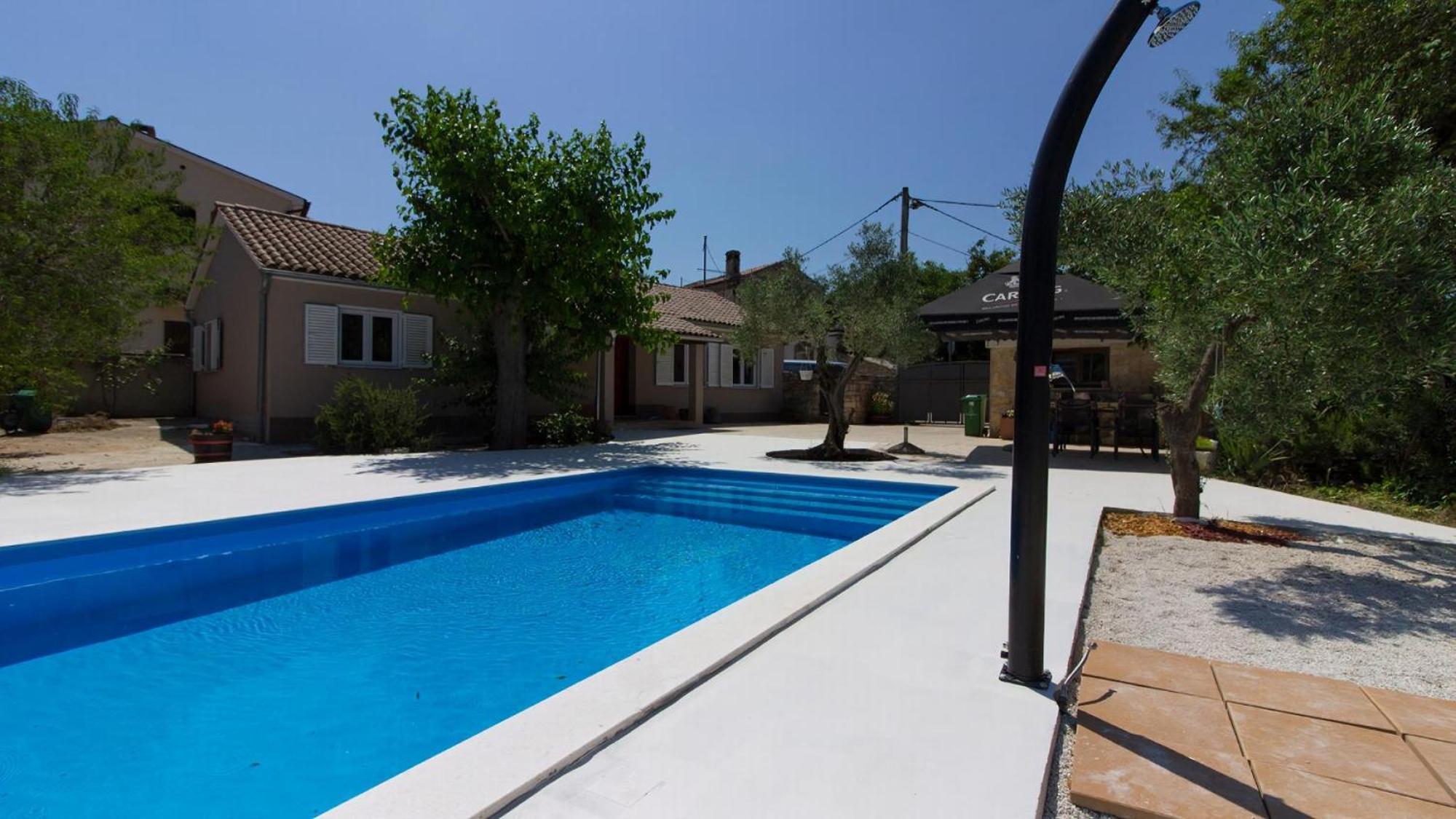Ferienhaus Aqua Mit Pool Jadreški Exterior foto