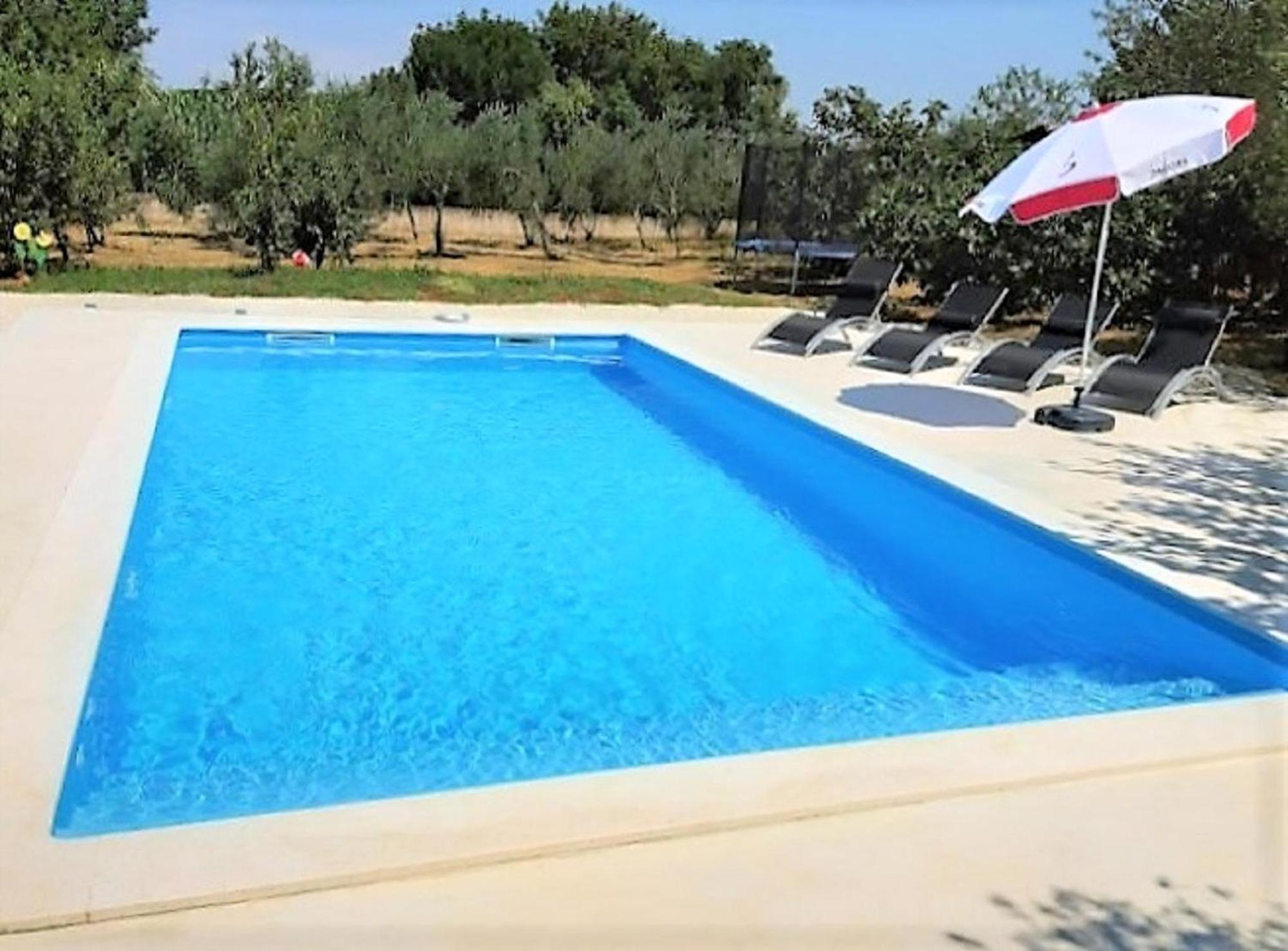 Ferienhaus Aqua Mit Pool Jadreški Exterior foto